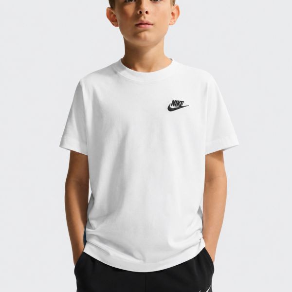 Nike Sportswear Big Kids' T-Shirt FZ5177-100